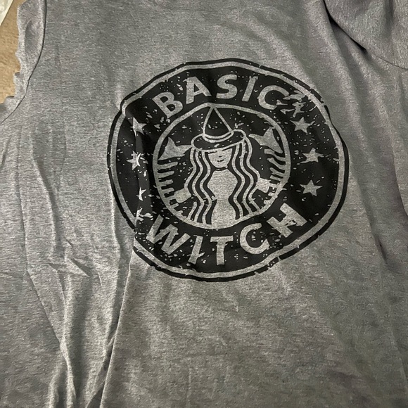 Amazon basic witch t shirt - Picture 2 of 3